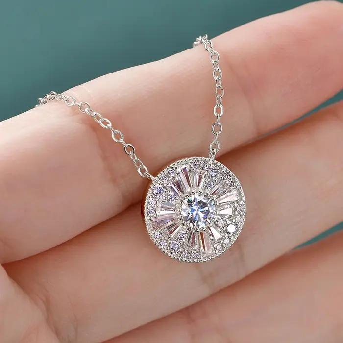 Rrjzz 5mm D-Color Mossanite femmes pendentif collier avec GRA bijoux cadeaux chanceux en forme de disque trapézoïdal CZ