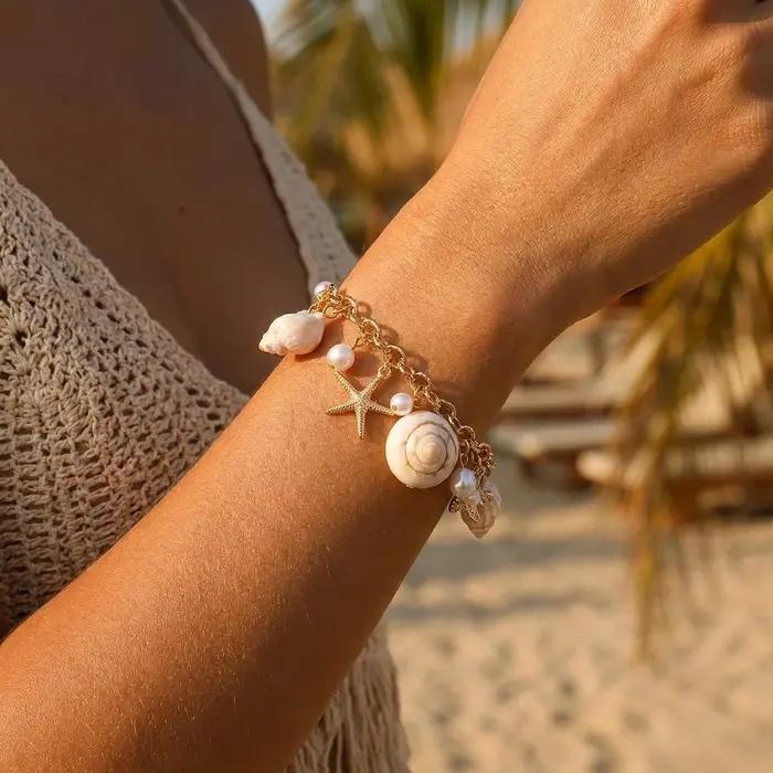 Bracelet Bohème d'Été pour Femme avec Perles et Coquillages