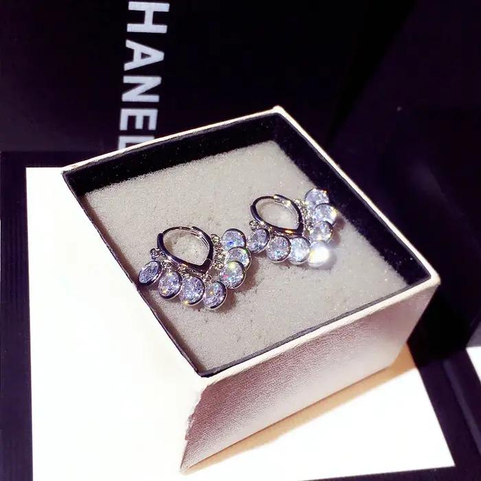 Zunderes-Boucle d'oreille avec pompons brillants pour femme, biscuits super charme, clou d'oreille de fiançailles, pendentif de mariage, mode de tempérament, qualité supérieure