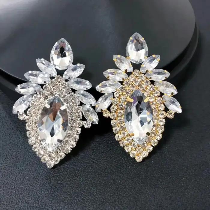 Bague Strass en Forme de Goutte d'Eau Élégante et Tendance à Offrir Pour Femme et Homme Pour Toutes les Occasions Spéciales