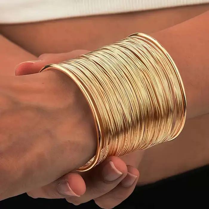 Vintage couleur or hyperbolique couches large fil Bracelet manchette