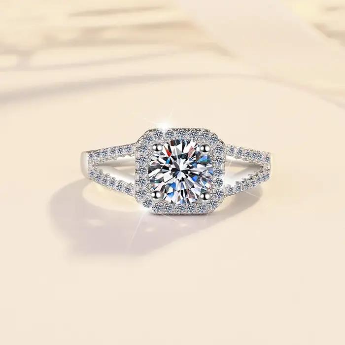 Bague carrée polyvalente en forme de V BR 1CT
