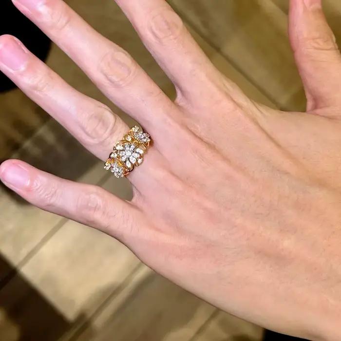Bagues de luxe légères et ajourées avec motif floral et zirconium pour femmes occasions spéciales mariage soirée de gala