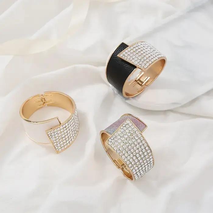 Nouveau bracelet élastique en alliage de cuir incrusté de diamants pour femmes