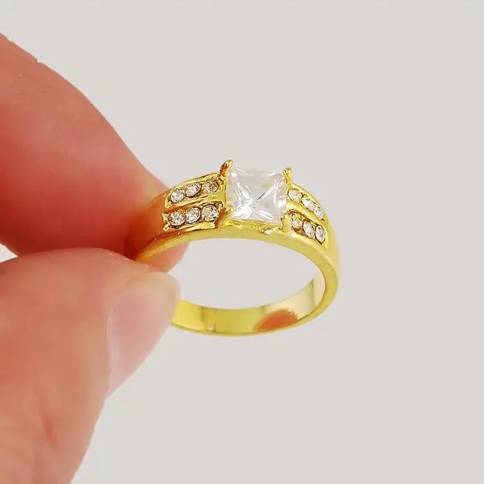Bagues plaquées or 24 carats pour femmes et hommes