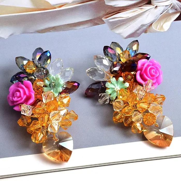 Boucles d'oreilles bohème en forme de fleur acrylique pour femmes