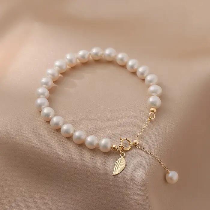 Bracelets en perles d'eau douce semi-rondes élégants avec placage or jaune clair pour femmes et filles occasions spéciales tracker de fitness