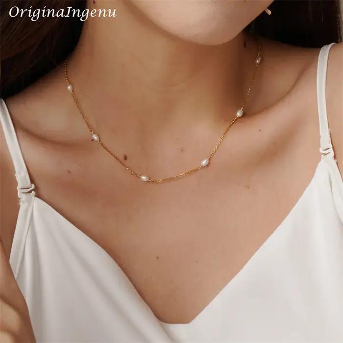 Collier de perles naturelles ras du cou en or véritable 14K rempli d'or pendentifs faits à la main