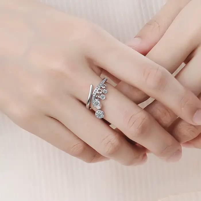 Bague en argent 925 avec pompon en zircone cubique pour femme