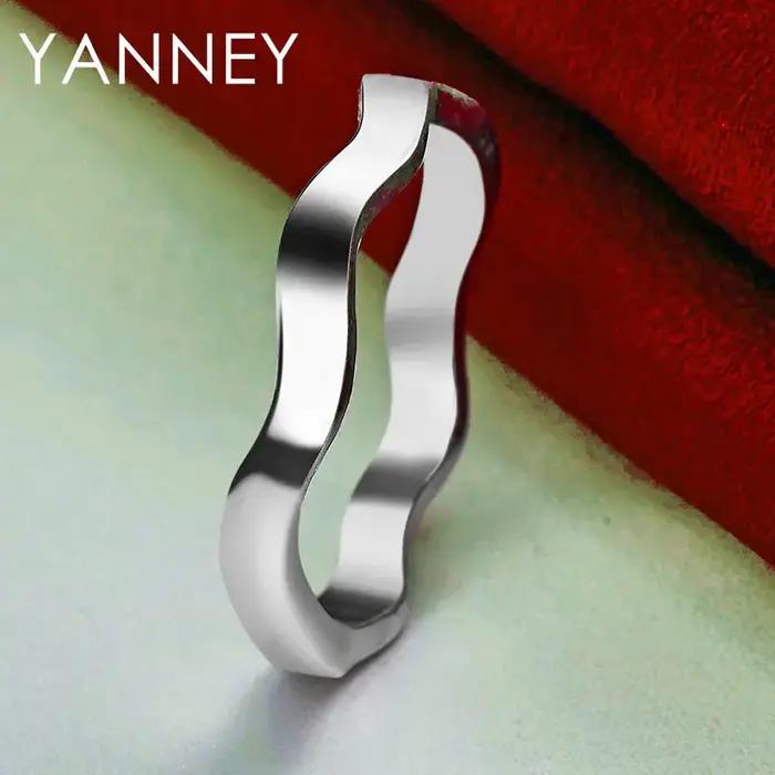 Bague vague simple en argent regardé 925 pour femme