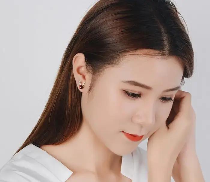 Boucles d'oreilles en forme de cerf de noël pour femmes