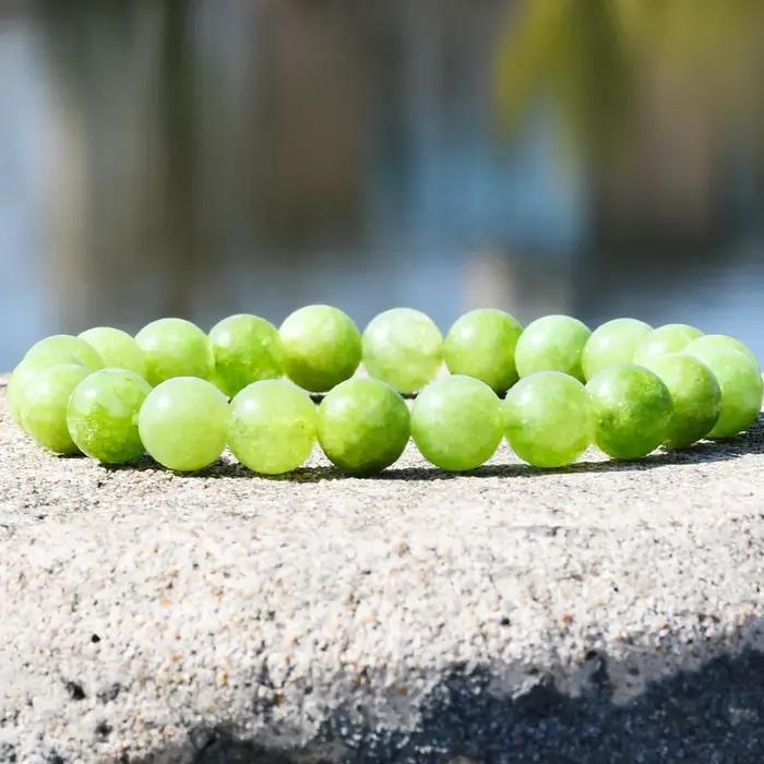 Bracelet de perles rondes en péridot vert pour femmes