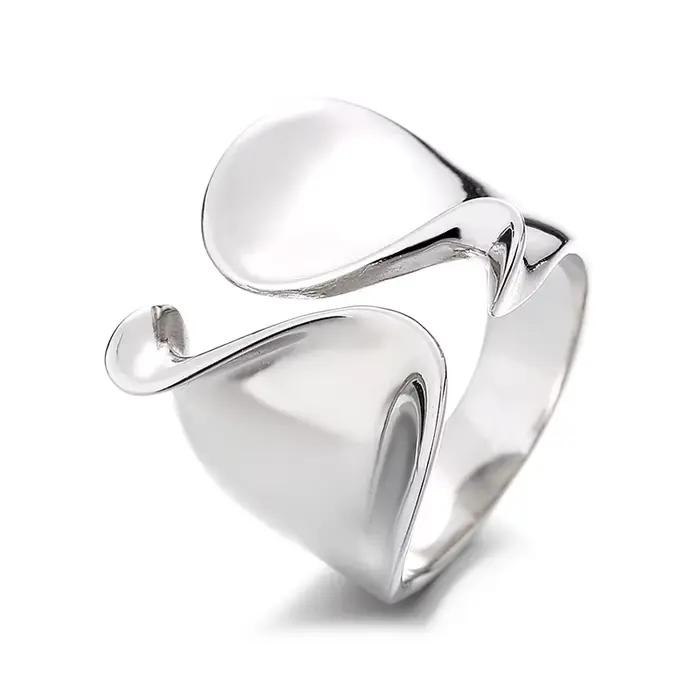 Bague en argent Sterling 925 sertie de zirconium blanc élégante pour femmes occasions spéciales cadeau pour anniversaire mariage et plus