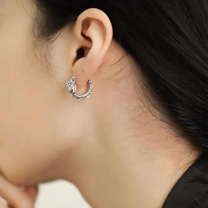Boucles d'oreilles dragon irrégulières en argent regardé 925 pour femmes et filles
