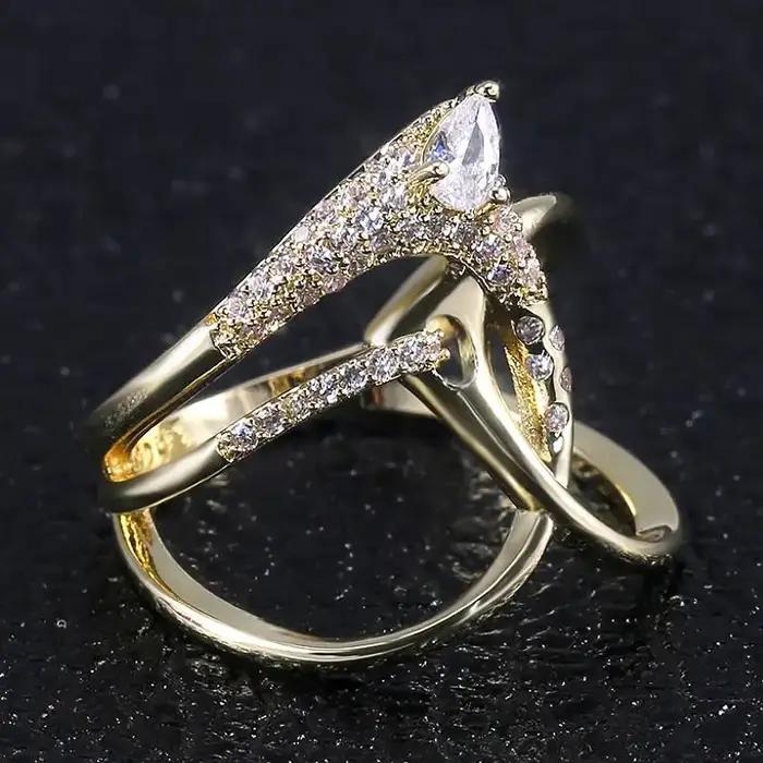 Huitan – bague de sorcière magique irrégulière de luxe