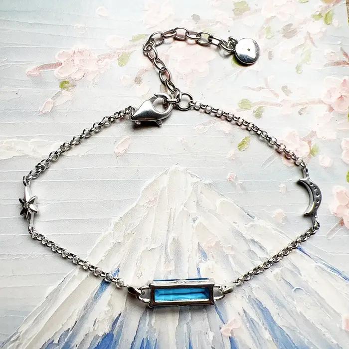 Bracelet à maillons en pierre bleue lune et étoile pour femme