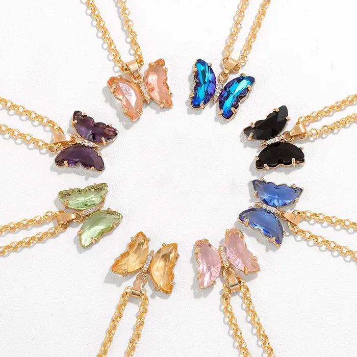 Collier à breloques papillon mignon pour femmes