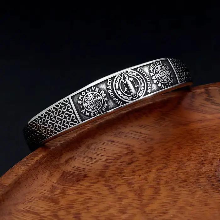 Bracelet de protection Saint Benoît en acier inoxydable 316L, amulette religieuse vintage pour hommes et femmes, bijoux cadeaux, dropshipping