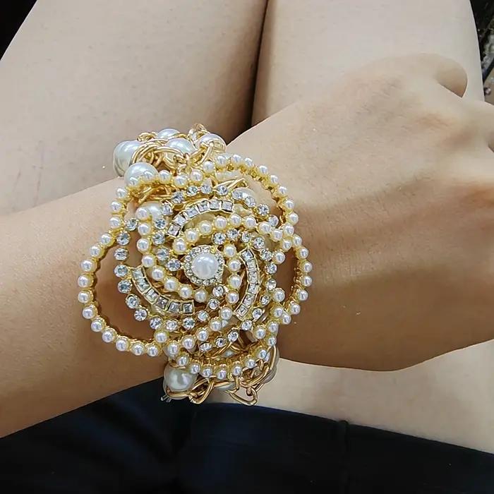 Bracelet de luxe en perles de cristal élastiques faites à la main