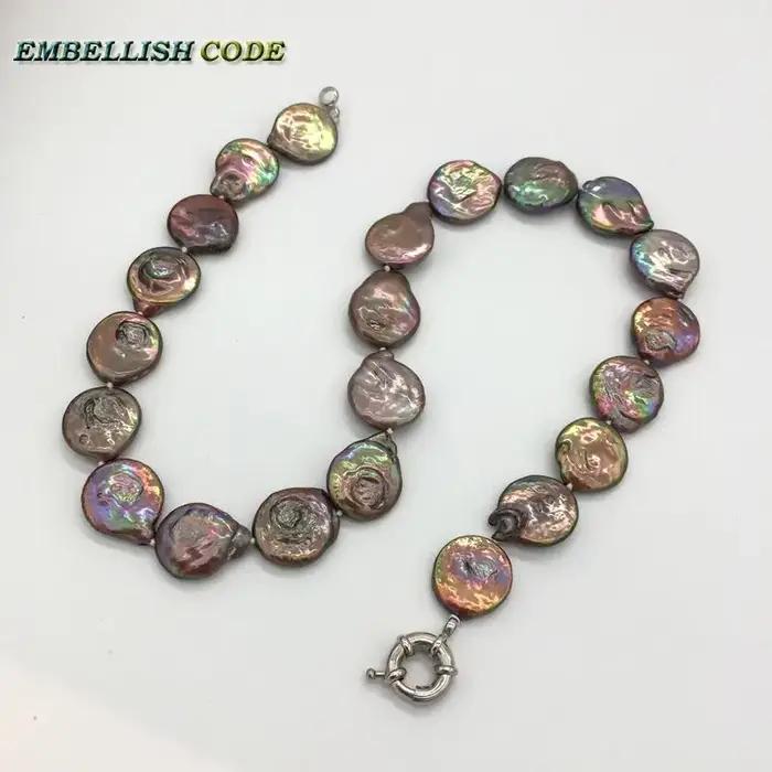 Collier ras du cou en perles baroques