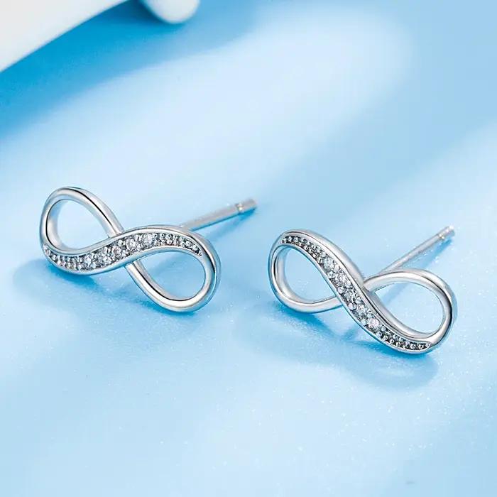Boucles d'oreilles en argent sterling 925 avec zircon motif amour infini élégantes pour femmes occasions spéciales engagement mariage