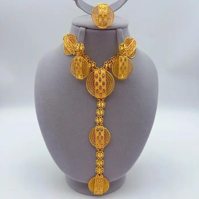 Ensemble de collier et boucles d'oreilles longues africaines pour femmes