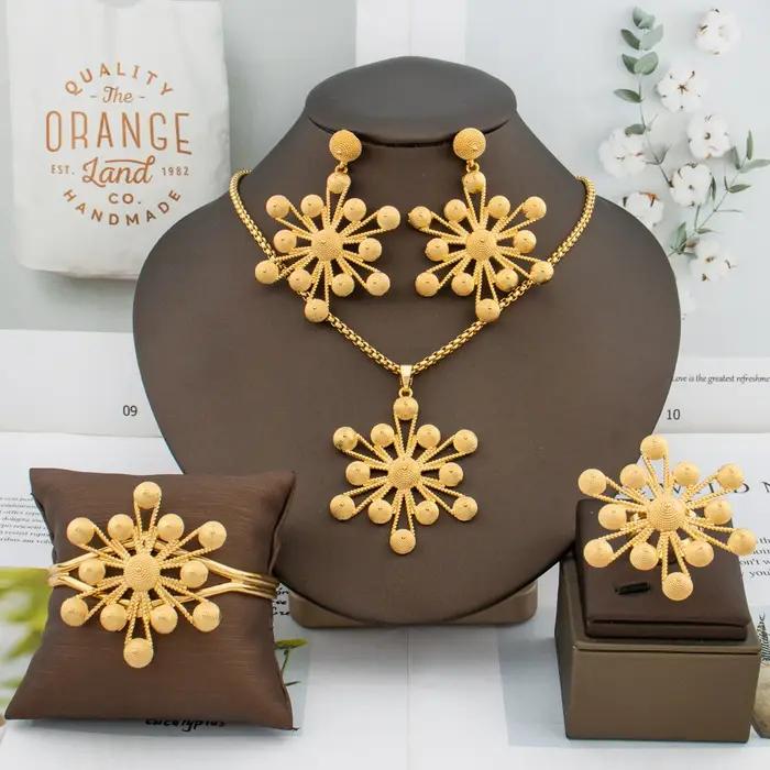 Ensemble de bijoux en or pour femmes