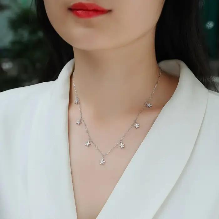 Collier Moissanite en Argent Sterling 925 avec Pendentif Étoile Plaqué Or Blanc Bijoux Fins Occasions Spéciales Femme