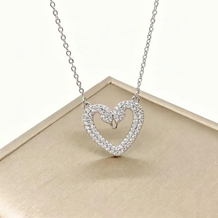 Nouveau Collier Cœur Cygne Entièrement Sertie de Zircons Brillants pour Femme, Chaîne de Clavicule Exquise en Acier Inoxydable, Idéal pour l'Été, Cadeau Bijou
