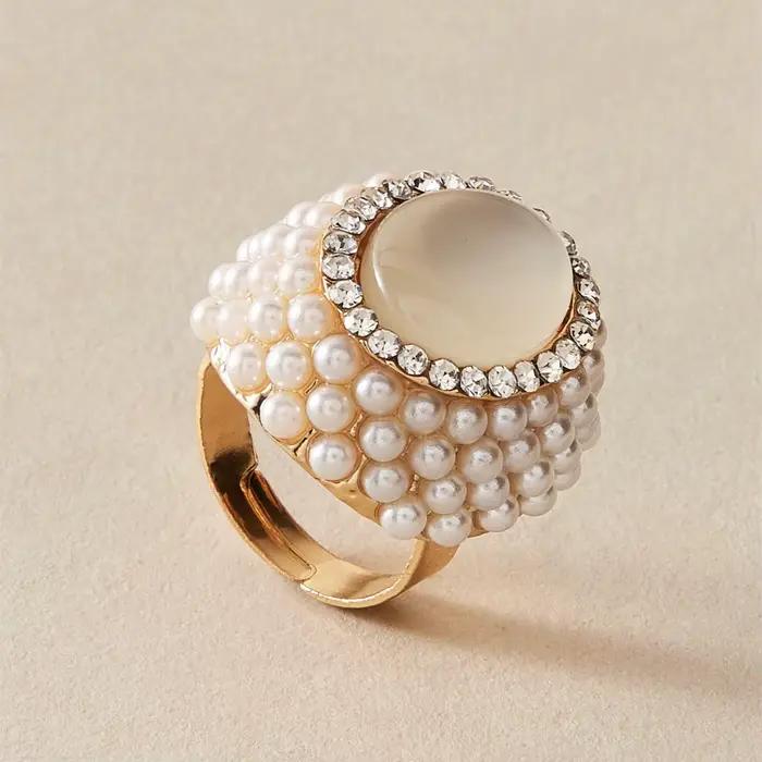 Bague en cristal d'opale blanche vintage pour femme, perle naturelle de luxe, matiques réglables en