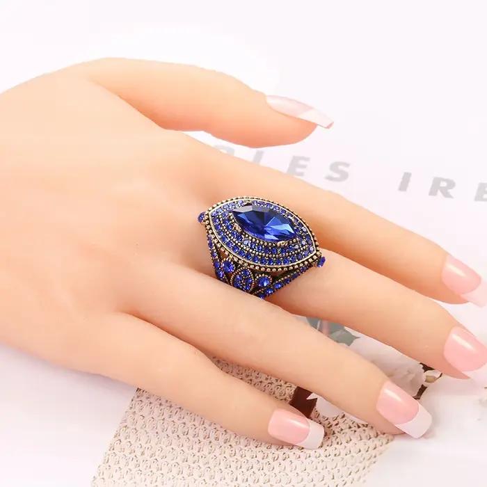 Grand anneau de déclaration en Zircon vert bleu rouge pour femmes