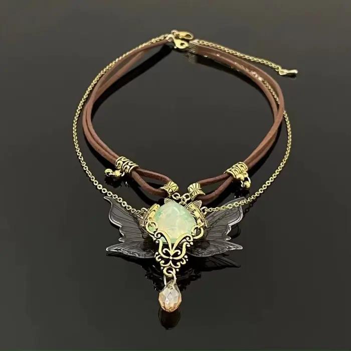 Collier vintage avec pendentif ailes en strass, bijou de cou en cristal, ras-de-cou papillon superposable, chaîne de clavicule double couche élégante