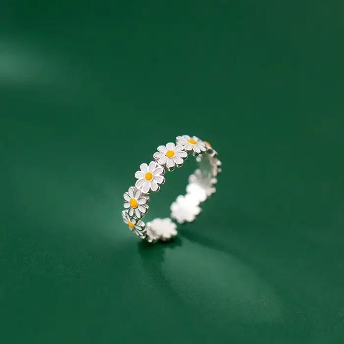 Bague de mariage coréenne vintage en forme de marguerite anneau de doigt réglable bijou pour femmes et hommes occasions spéciales romantique et mignon
