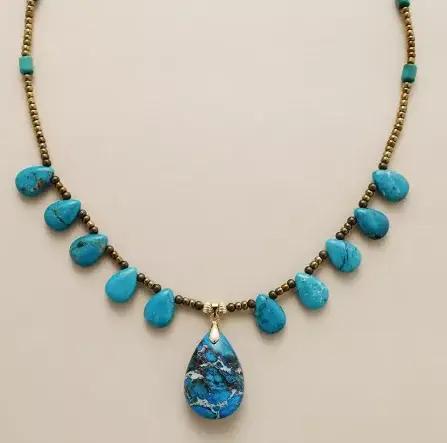 Présentoir à bijoux élégant en velours pour femmes, parfait pour anniversaire, demande en mariage, mariage, cadeaux, utilisation commerciale, voyage et festival