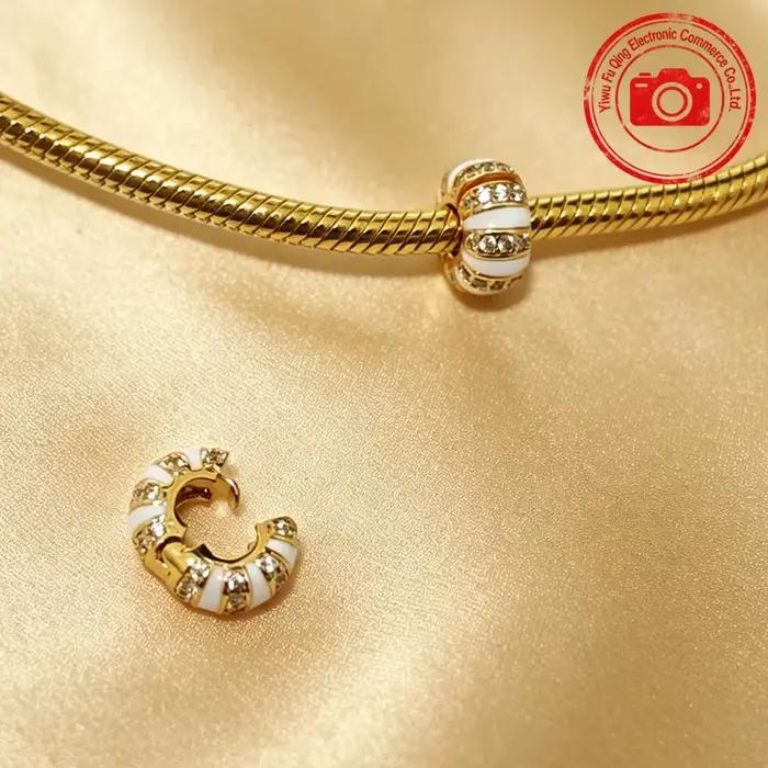 Breloques de la série Clip pour bijoux DIY, cadeaux, clip de sécurité étincelant, clip d'espacement marguerite rose, clip cœurs, perles compatibles avec les bracelets originaux