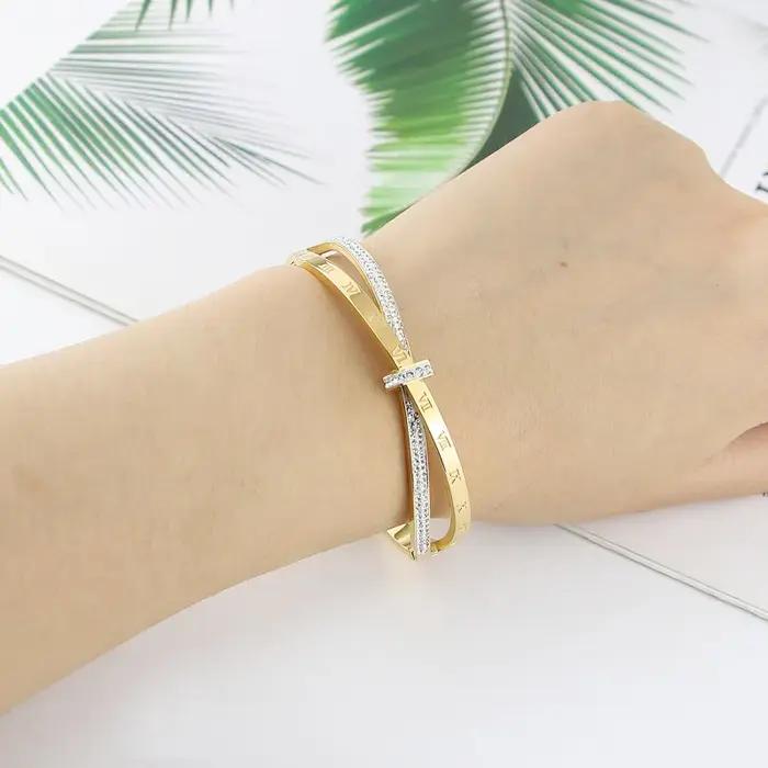 Nouveaux bracelets en acier inoxydable avec cristaux