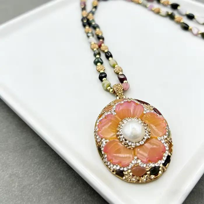 Ensemble de Bijoux Bohème Tourmaline Naturelle Perle de Coquillage Fleurs de Rose Collier Bracelet Bagues Occasions Spéciales