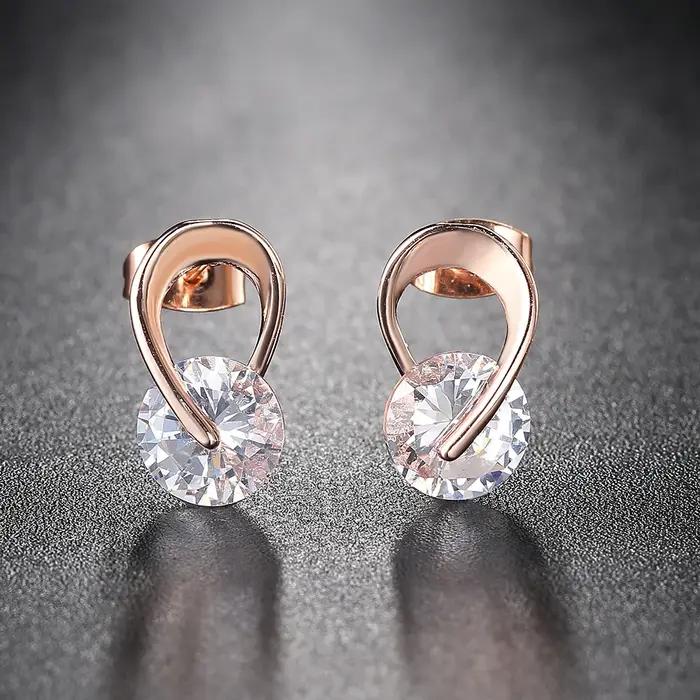 Boucles d'oreilles à clous rotatifs pour femmes