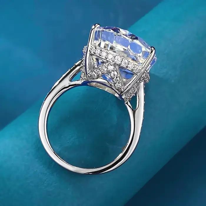 Bague en diamant Moissanite de laboratoire 15ct