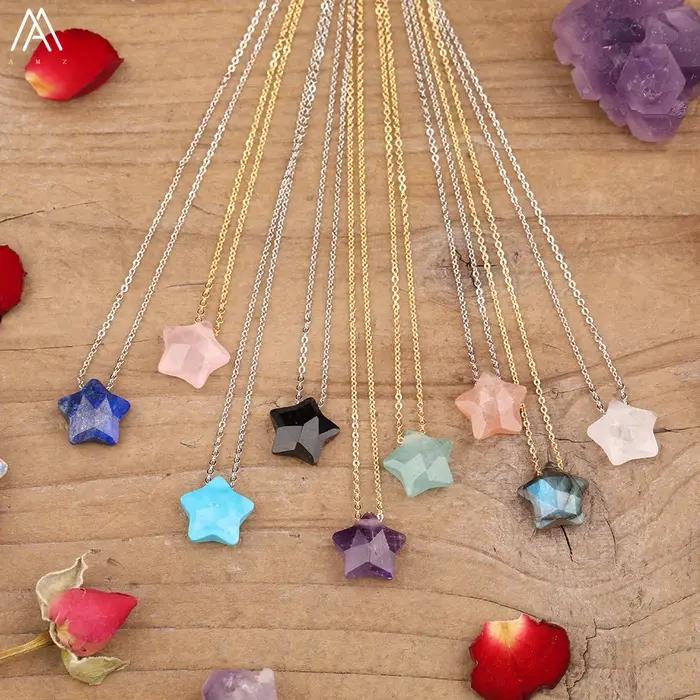 Collier avec pendentif étoile en pierre naturelle