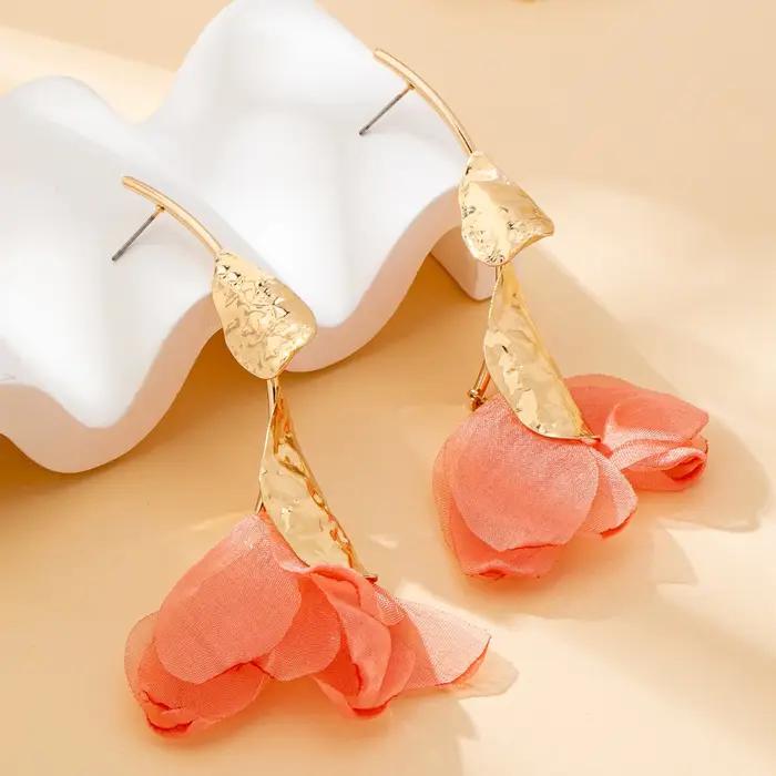 Boucles doreilles romantiques fleurs tissu rose pour femmes occasions quotidiennes vacances