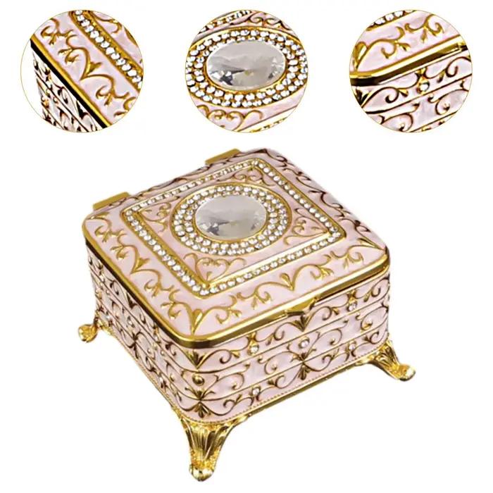 Boîte à bijoux vintage