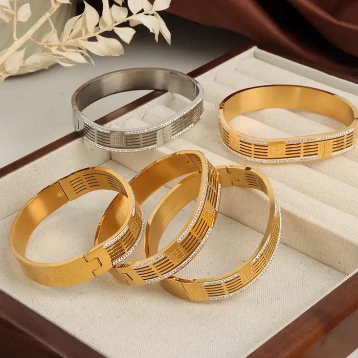 Bracelet jonc ondulé pour femme