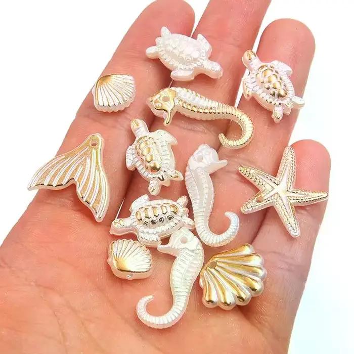 30 bracelets de perles de la série Marine, accessoires inspirés de l'océan avec coquillages en résine, conques, hippocampes, idéaux pour les sorties à la plage