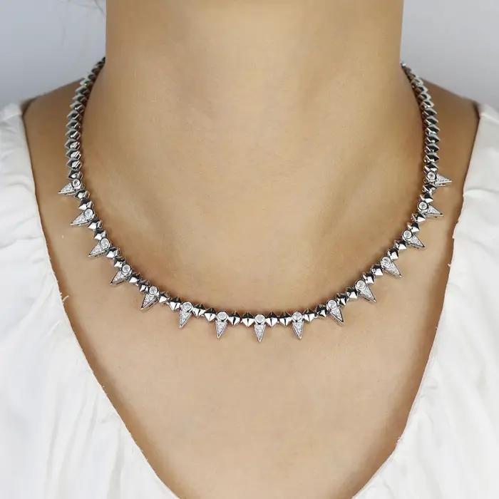 2025 nouveau Cool femmes bijoux couleur or Rock Punk CZ pavé Spike géométrique charme chaîne collier
