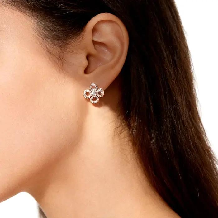 Boucles d'oreilles Smyoue Flower All Moissanite pour femmes
