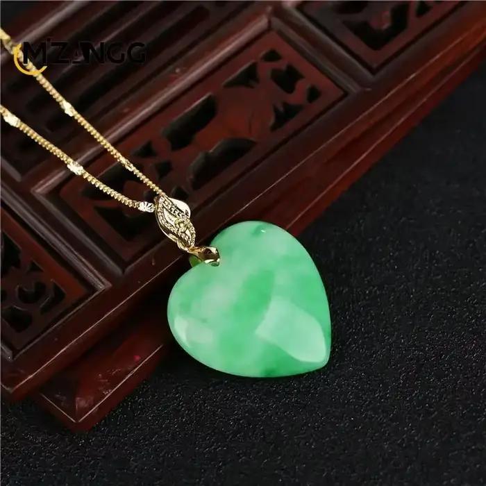Pendentif coeur en Jade naturel du Myanmar
