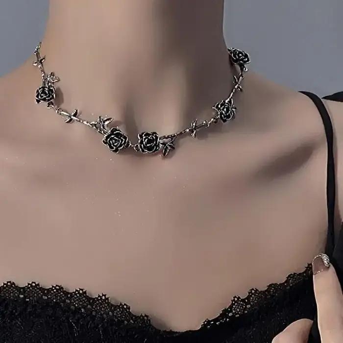 Collier pendentif camélia hip-hop punk pour femme
