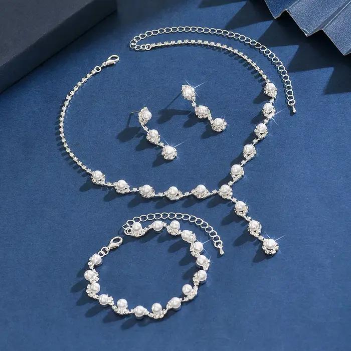 Pendentif en perles simulées avec pampilles en strass ensemble de collier pour femmes occasions spéciales polyvalent or jaune clair