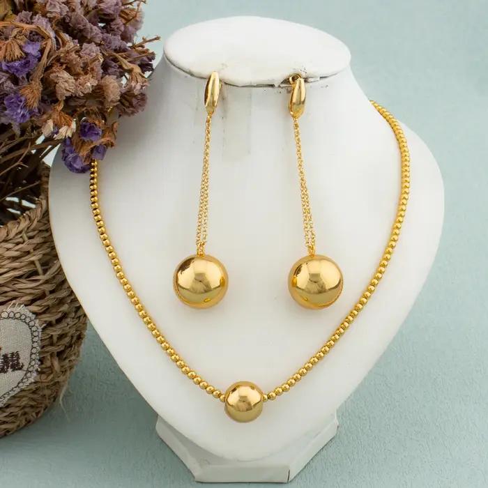 Ensemble de bijoux plaqués or 18 carats mode africaine grandes perles collier boucles d'oreilles bague bracelet pour femmes occasions spéciales